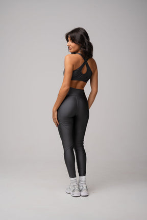 Conjunto Legging e Top Recortes Grafite