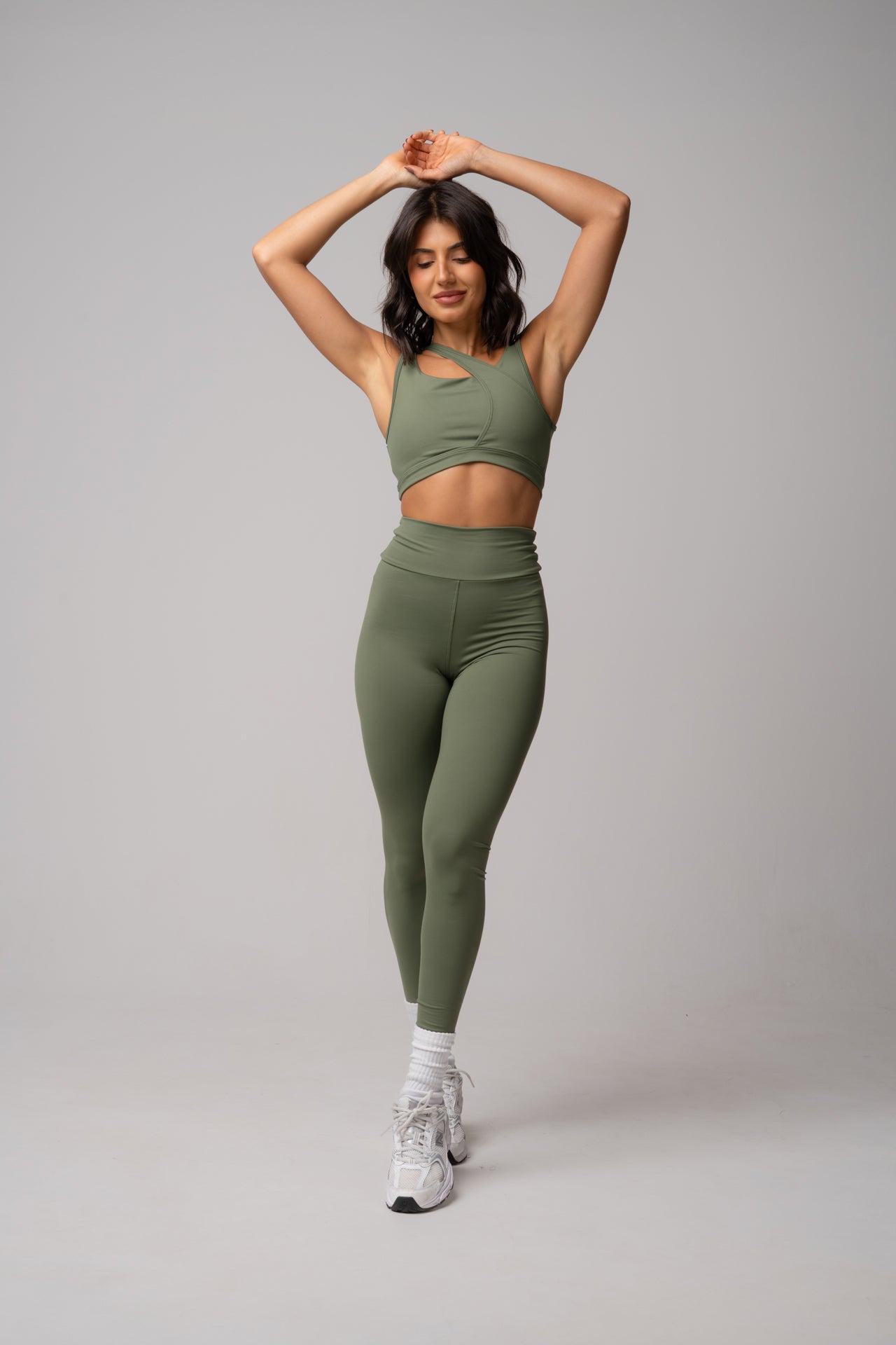 Conjunto Legging e Top Verde Oliva