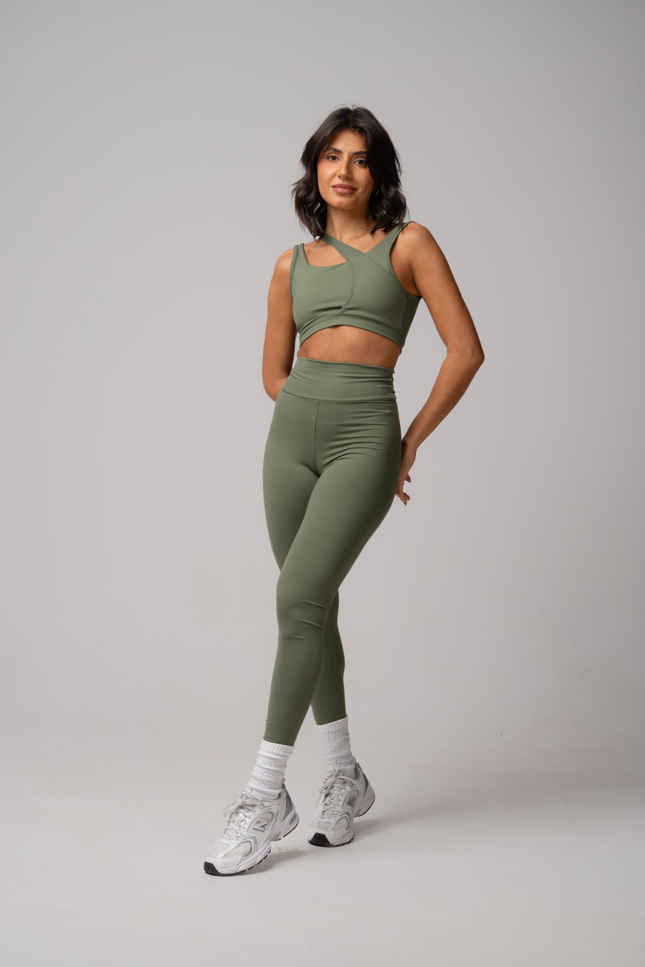 Conjunto Legging e Top Verde Oliva