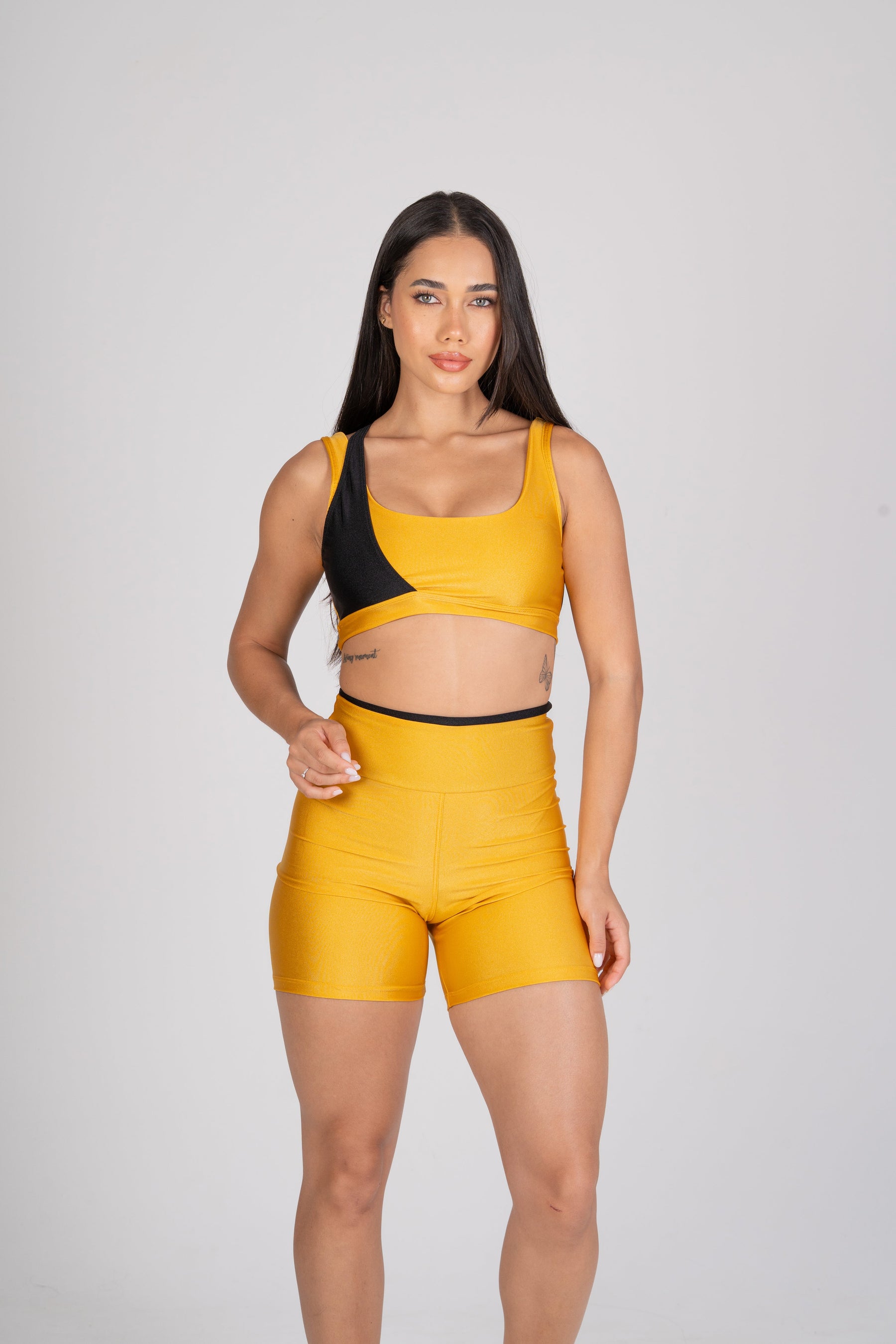 Conjunto Short e Top Jolie Ocre e Preto